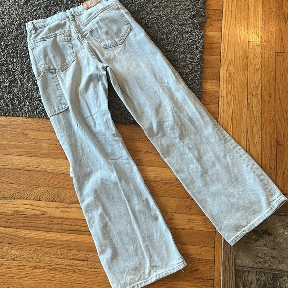 We The Free Tinsley Baggy High Rise Straight Leg Light Blue Distressed Jeans 27 - Picture 7 of 11